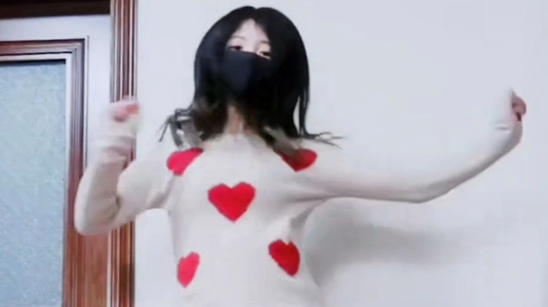 竖屏♡隔离期间在家里偷偷跳性感舞蹈
